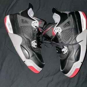 Jordan 4 Retro Black and Red Kids Sneakers Size 5